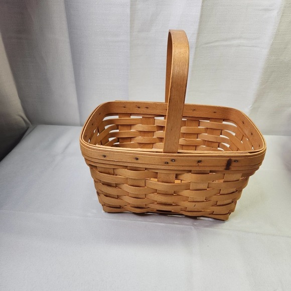 Vintage 2000 Longaberger Woven Rectangular Picnic Basket With Handle Brown - Picture 1 of 11